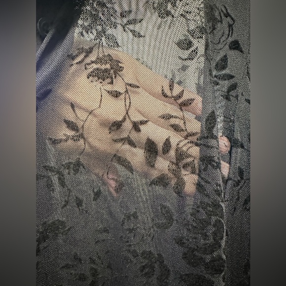 Vintage Looking Black Velvet Lace Button Down Blouse SHEIN 3XL - Picture 2 of 2